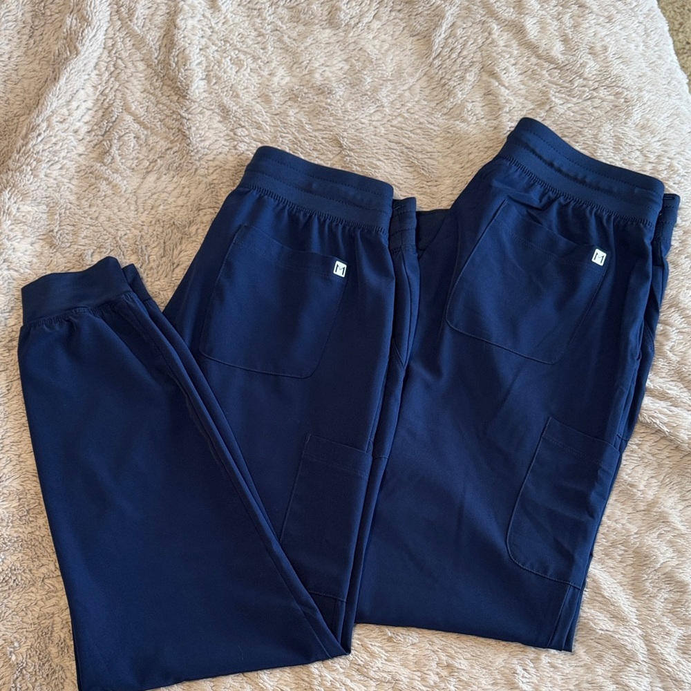 Like new! Navy Blue Maevn Jogger Scrub Pants Medium